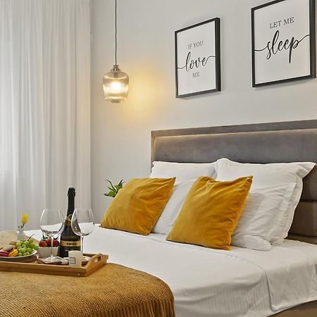 Mido Park Apartment With Private Parking & Self Check-In 부쿠레슈티 외부 사진