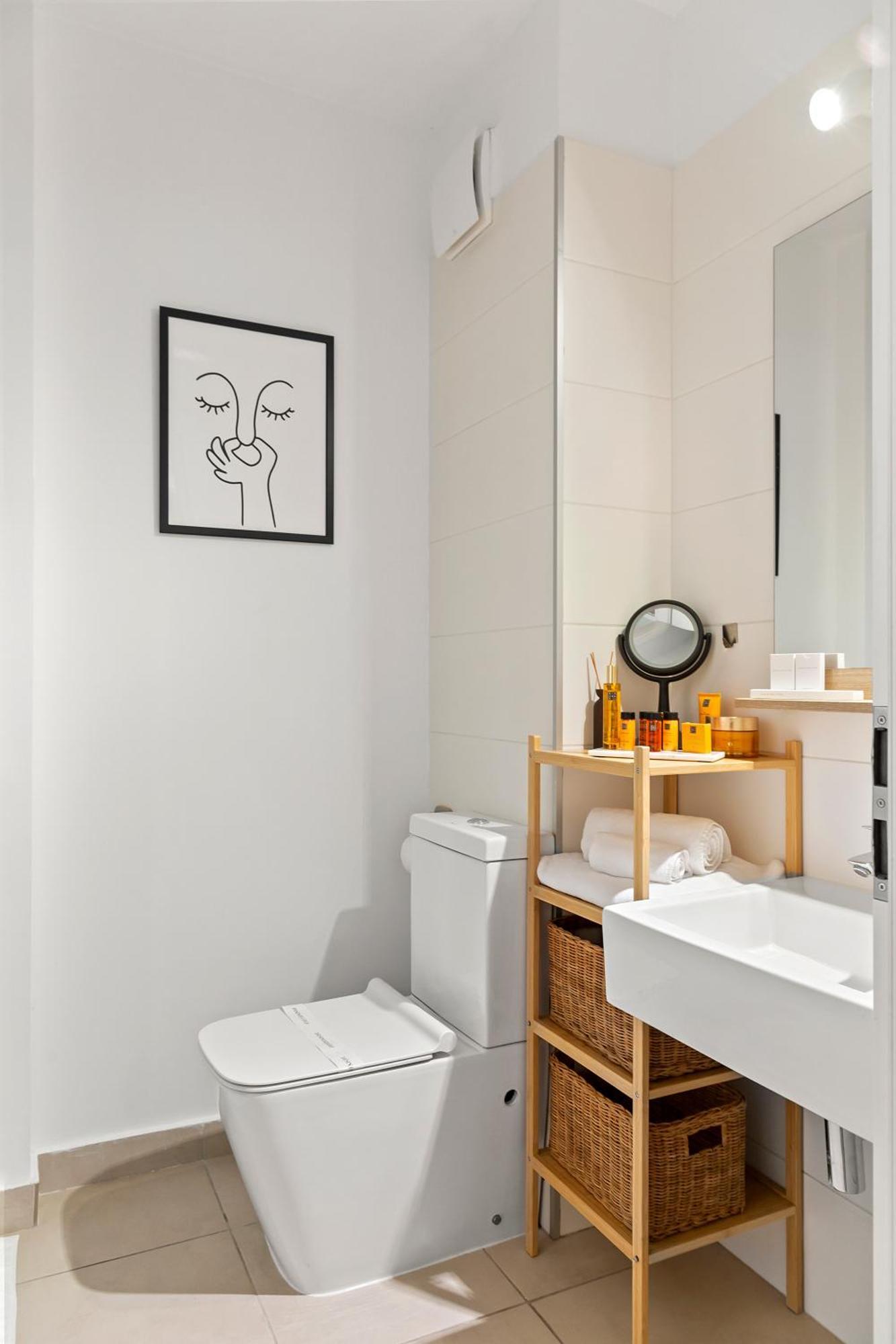 Mido Park Apartment With Private Parking & Self Check-In 부쿠레슈티 외부 사진