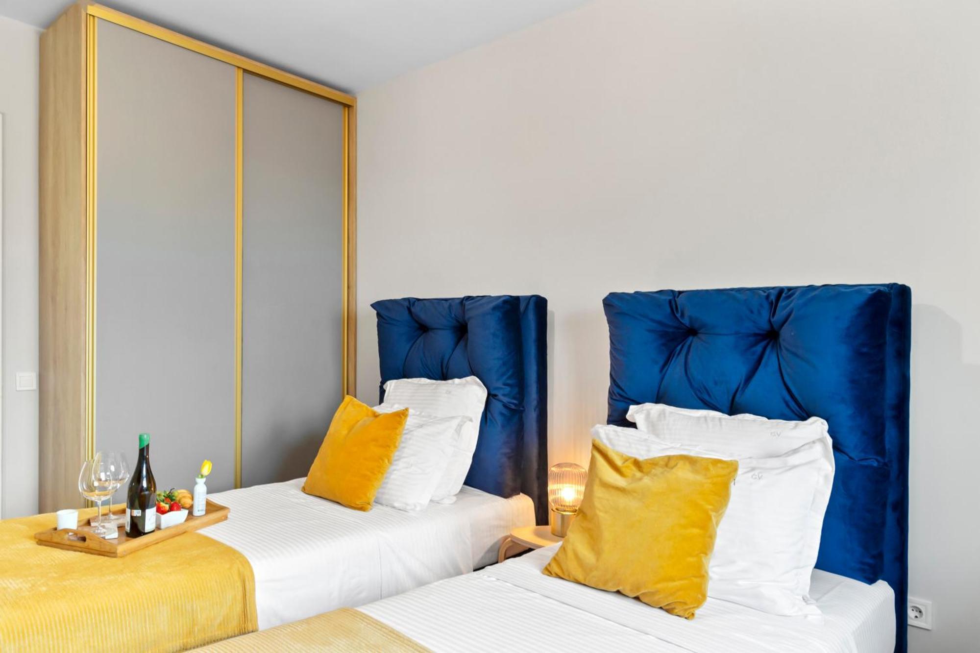 Mido Park Apartment With Private Parking & Self Check-In 부쿠레슈티 외부 사진